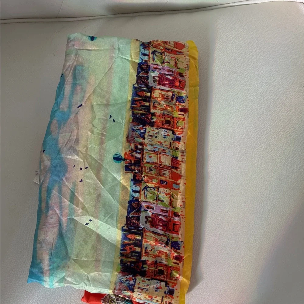 JOHNNY WAS SCARF 💯 SILK Vibrant Floral scarf. Brand New, Measurements: 44" x 44" - Picture 10 of 11